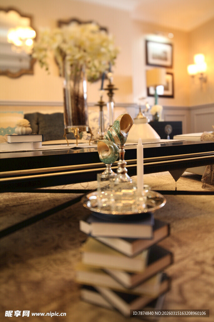 温馨客厅的精致摆件