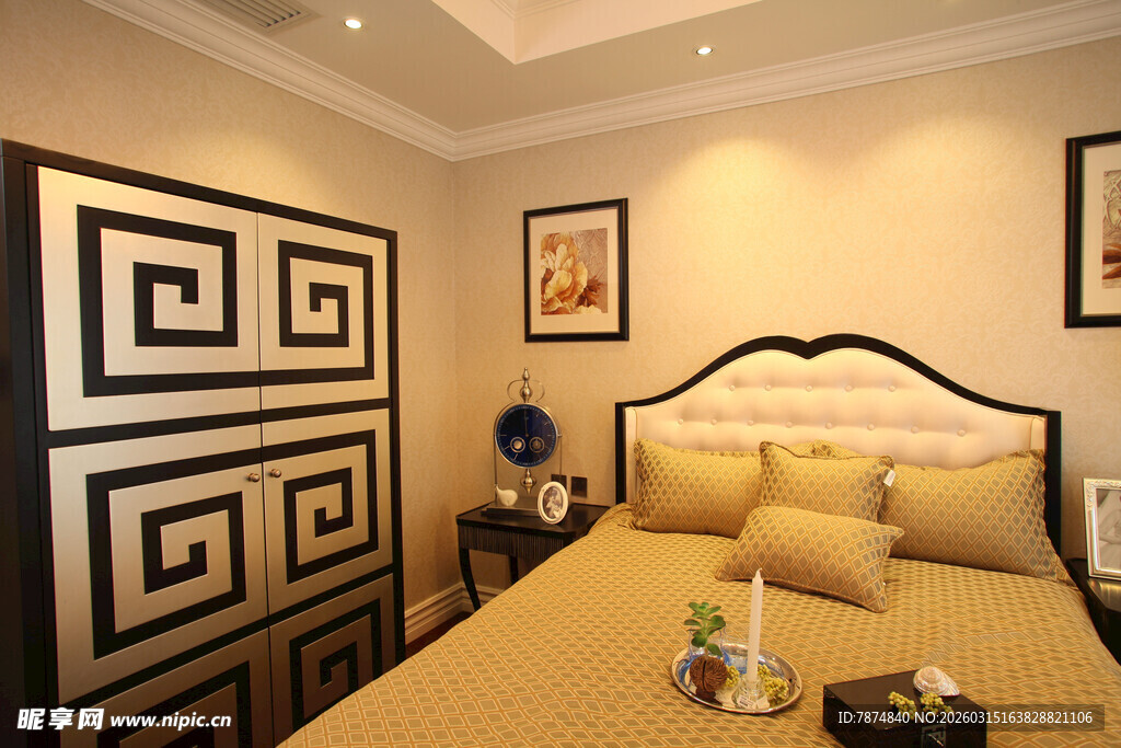 现代奢华卧室温馨一角