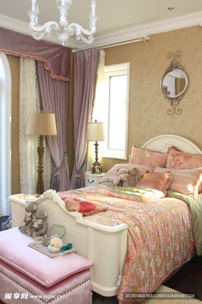 欧式奢华卧室温馨场景
