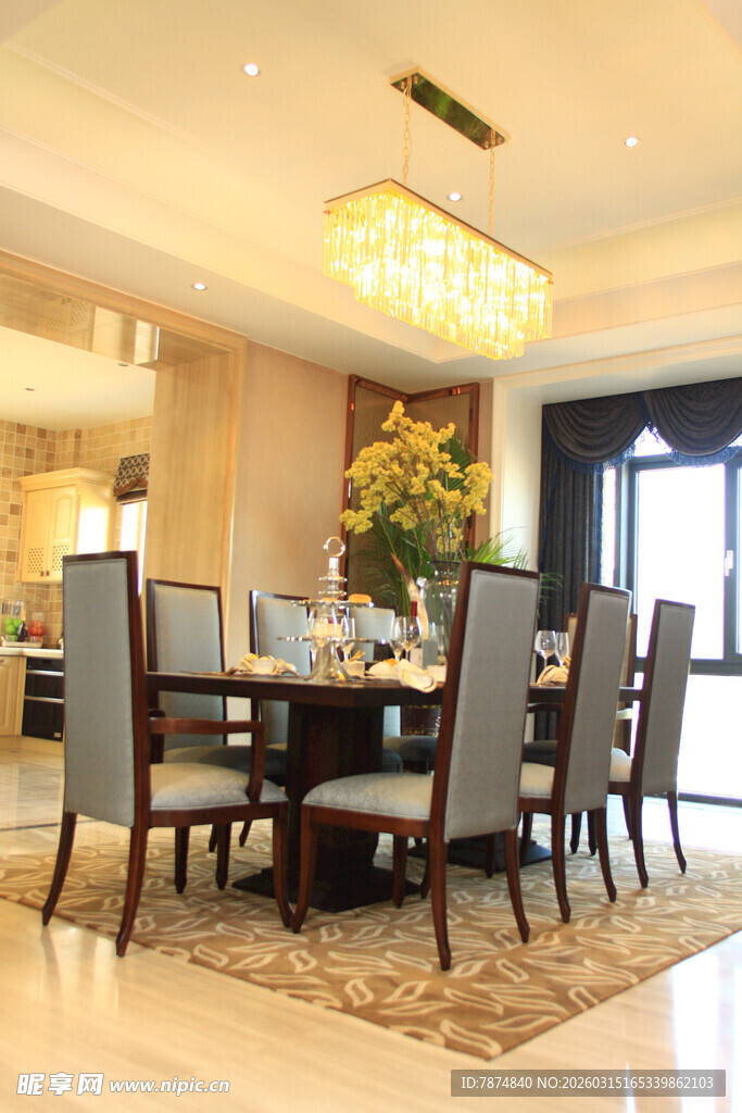 豪华现代餐厅室内布置