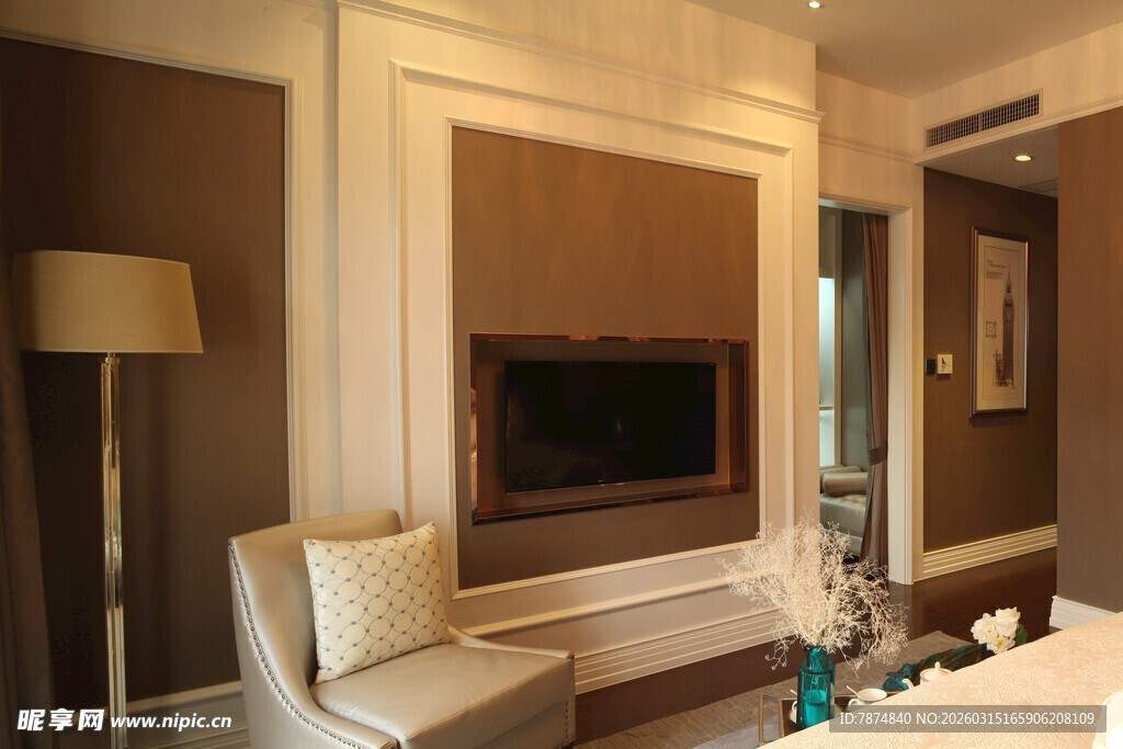 现代温馨卧室电视墙设计