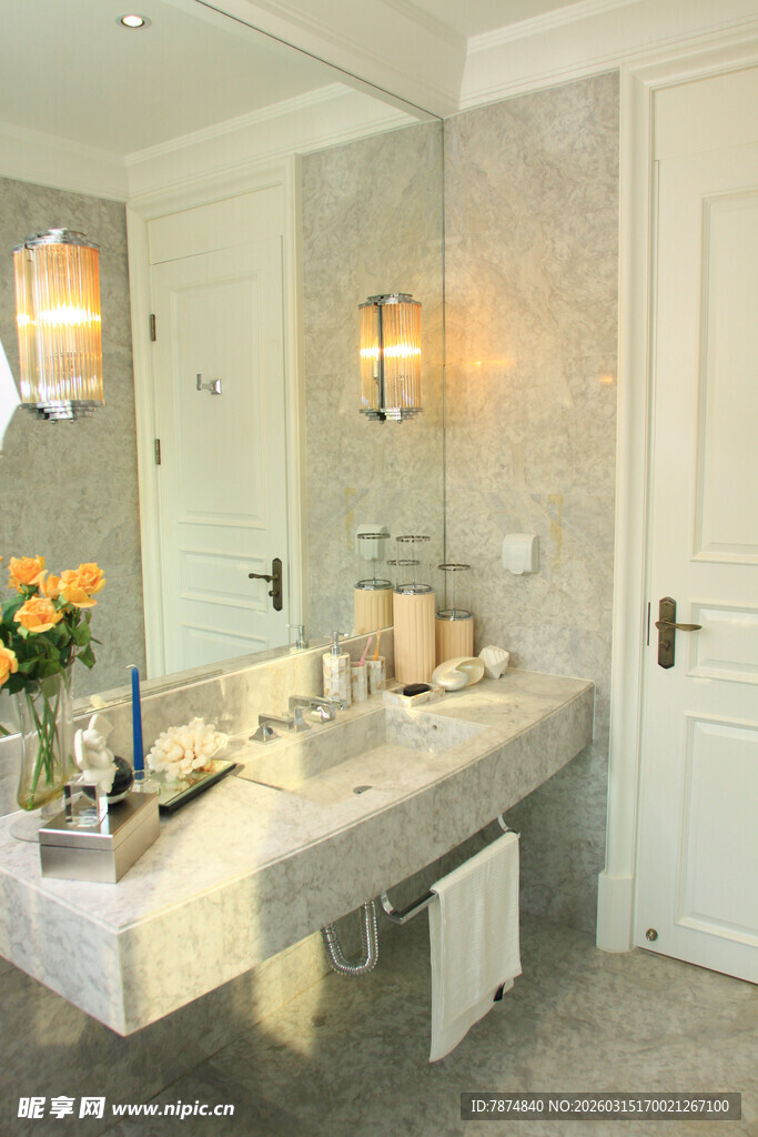 现代简约风格豪华浴室