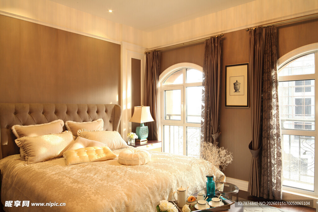 奢华温馨的卧室空间