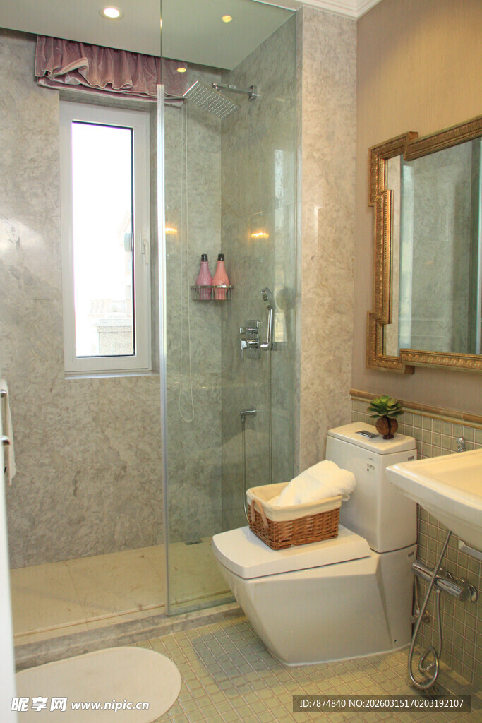 现代简约风卫生间设计