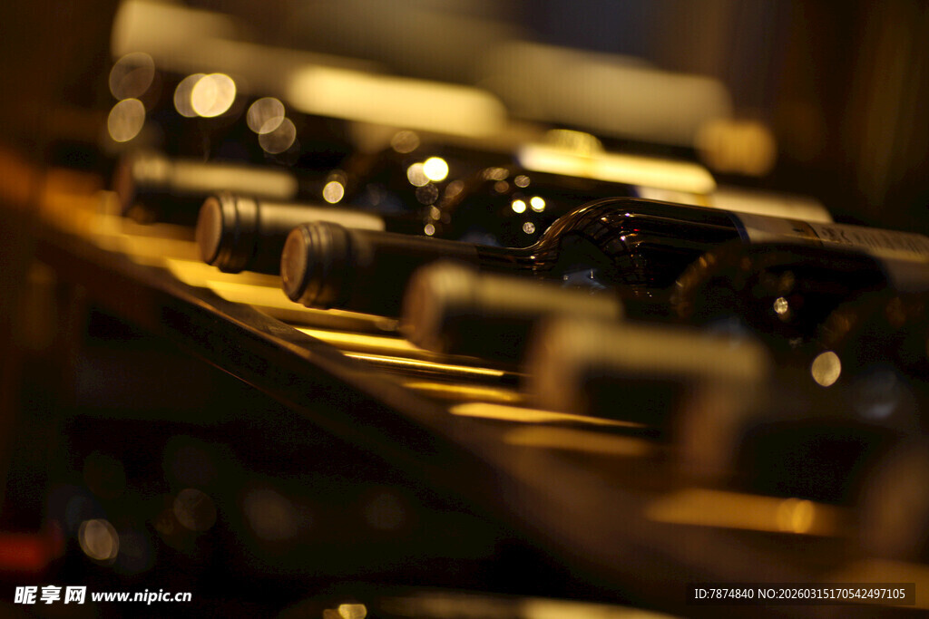 复古调音台设备特写