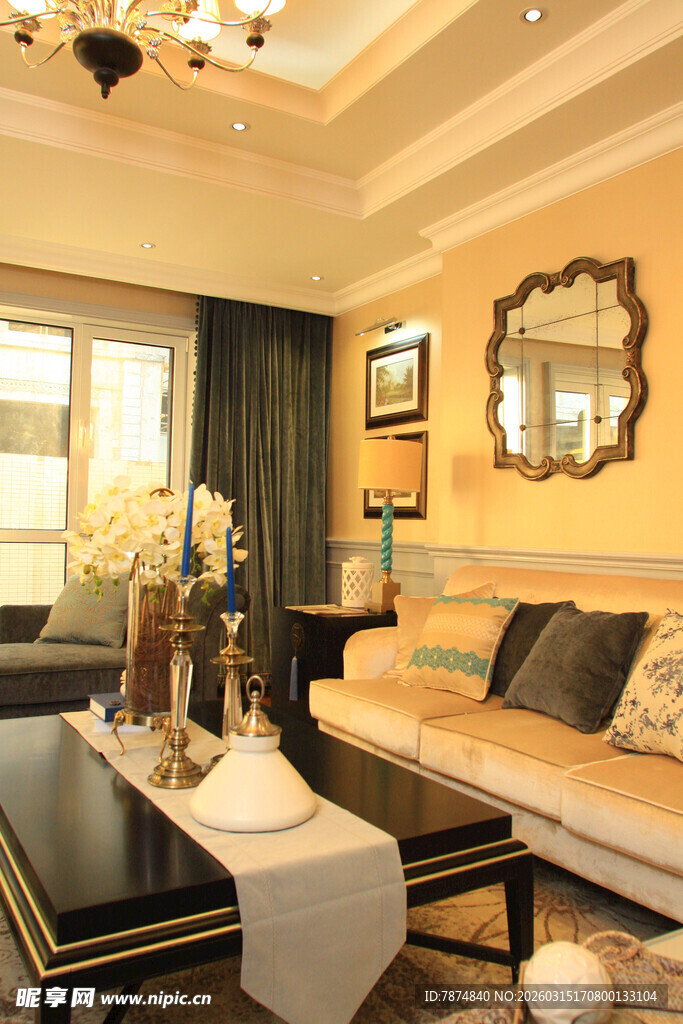 现代温馨客厅室内装饰