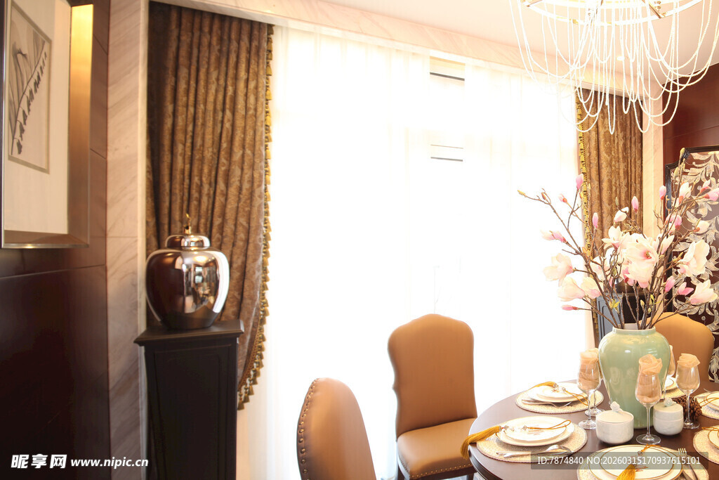 优雅奢华的室内餐厅场景