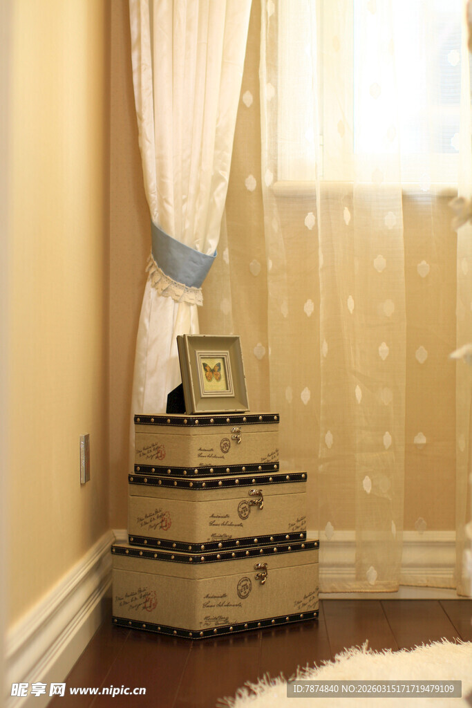 角落复古箱 温馨家居一隅