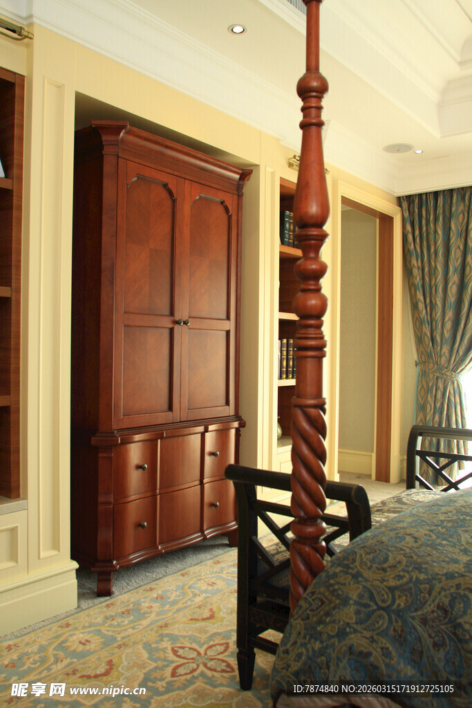 古典风格卧室实木家具展示