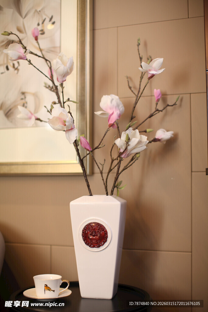 中式花瓶插粉花雅致景致