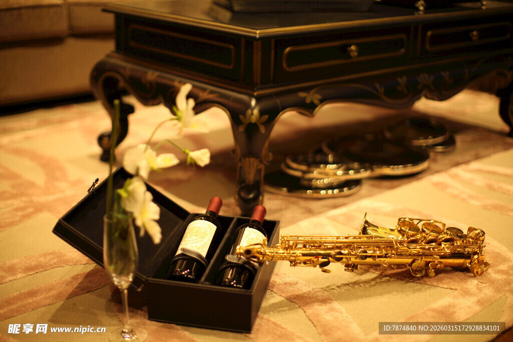 古典奢华摆件 尽显雅致