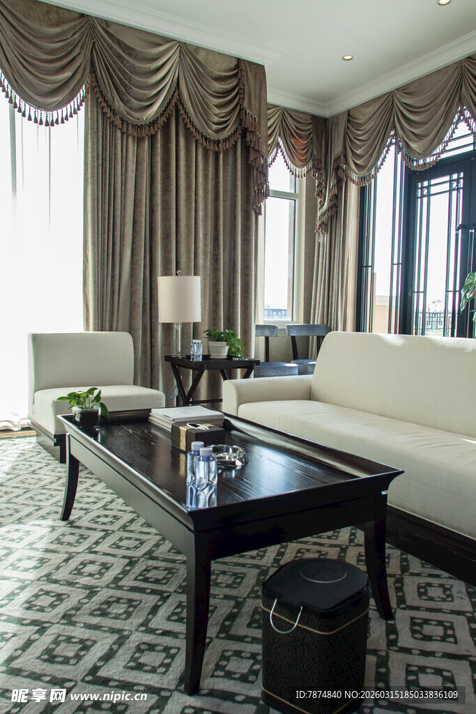 豪华客厅室内优雅装饰