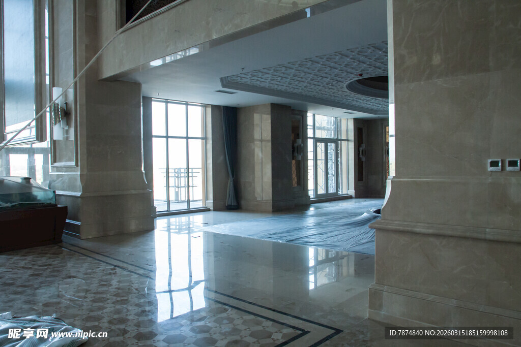 豪华宽敞的室内大厅空间