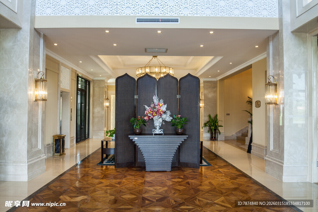 豪华大气的酒店大堂前台