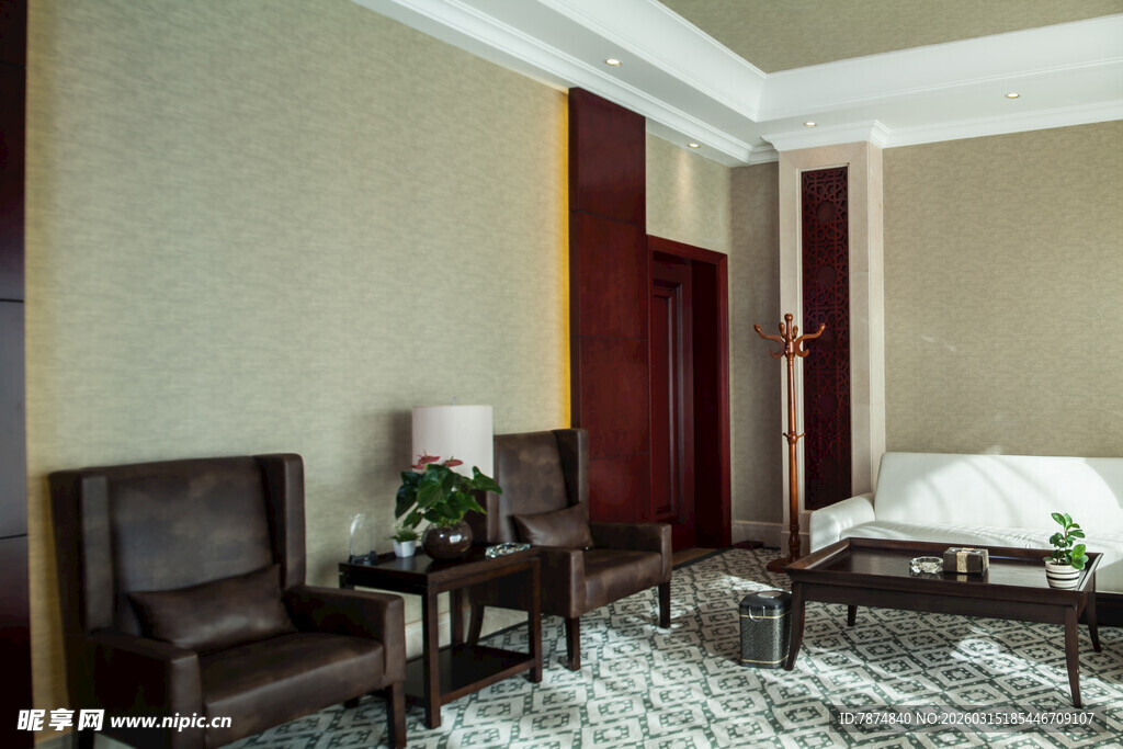 温馨舒适的酒店客房空间