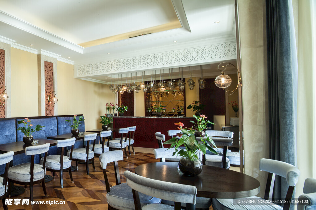 优雅复古风格的室内休闲空间