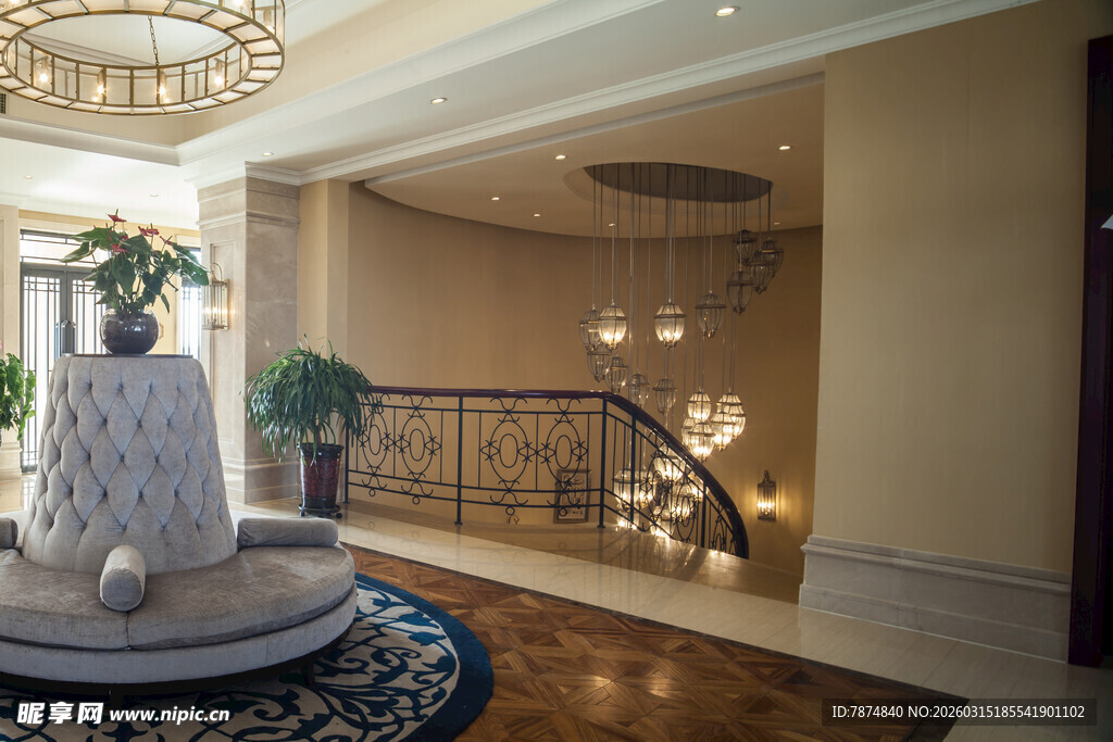 豪华典雅的室内楼梯空间