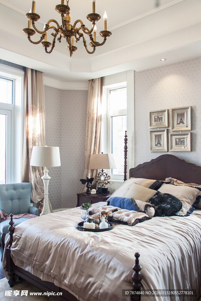 优雅卧室布置尽显温馨格调