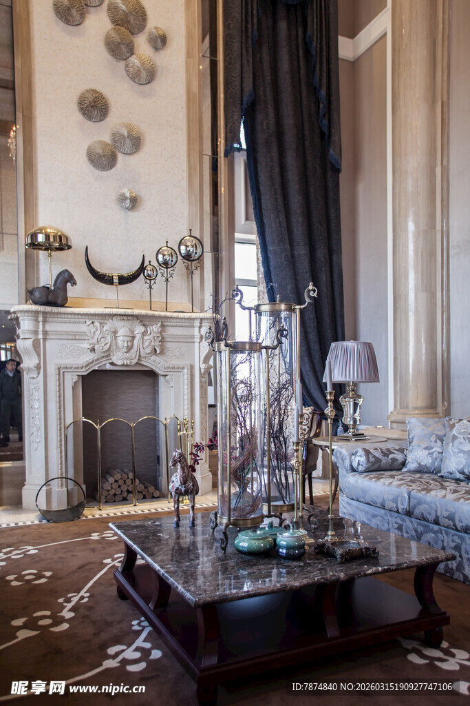 奢华典雅的欧式客厅装饰