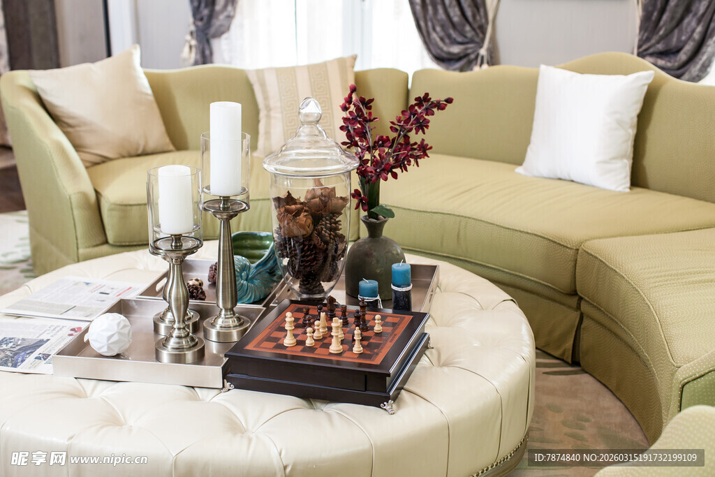 现代简约风客厅温馨一角