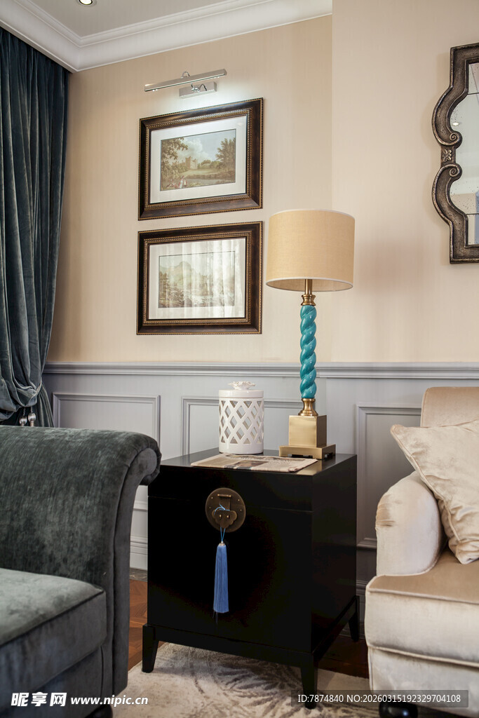 温馨客厅一角装饰展示