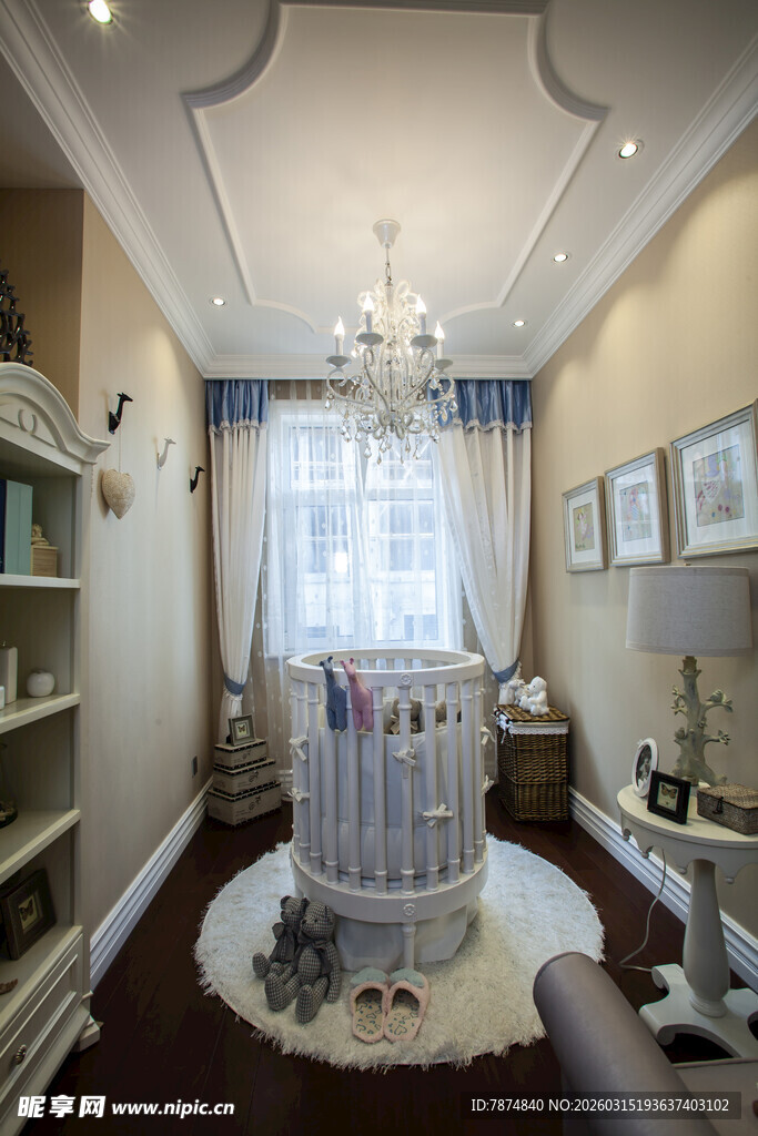 优雅温馨的婴儿房空间