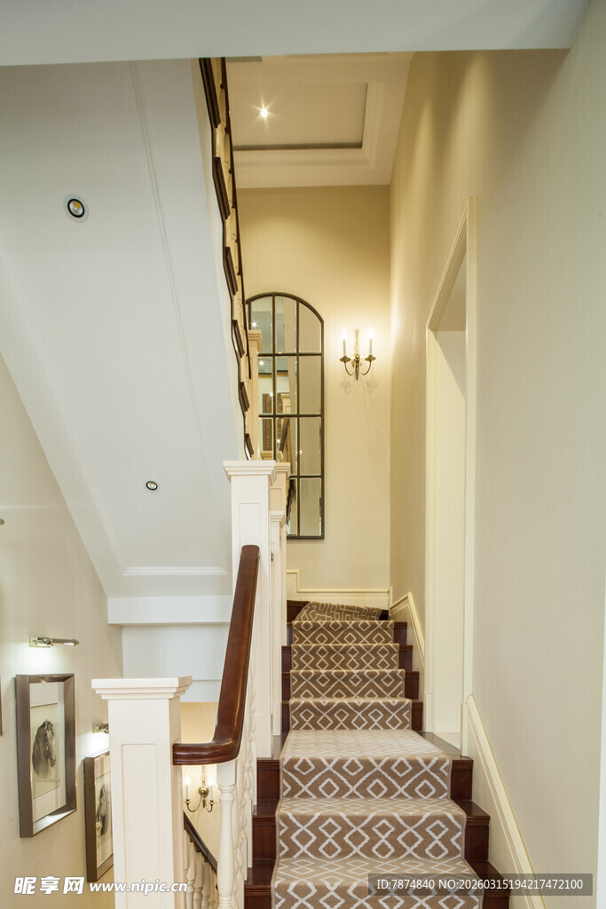 优雅复古风室内楼梯设计