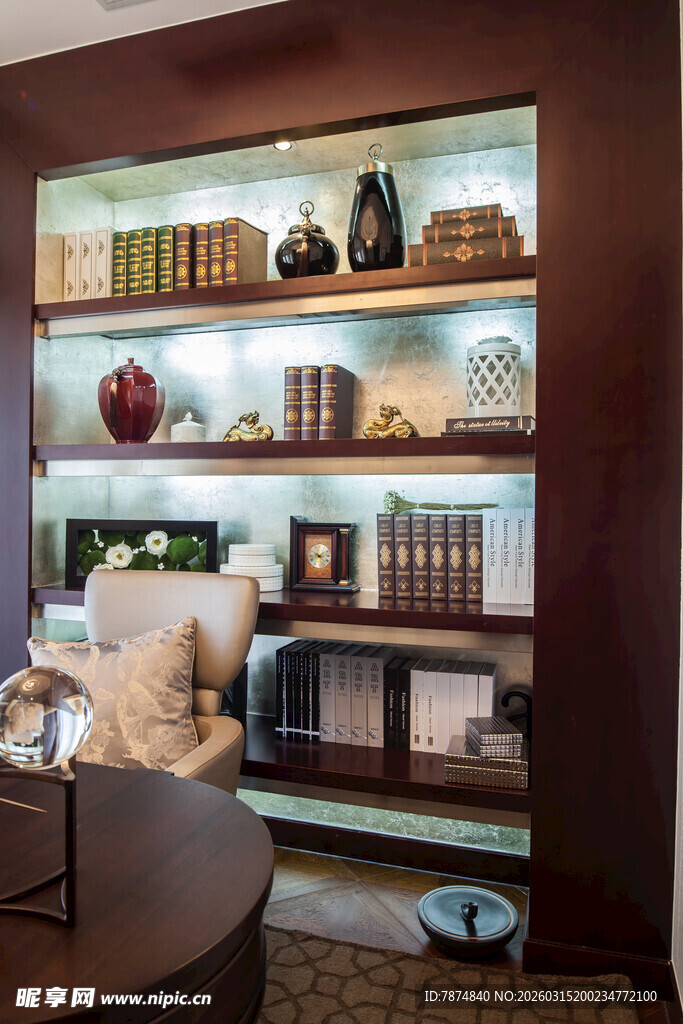 典雅书房 精致陈设