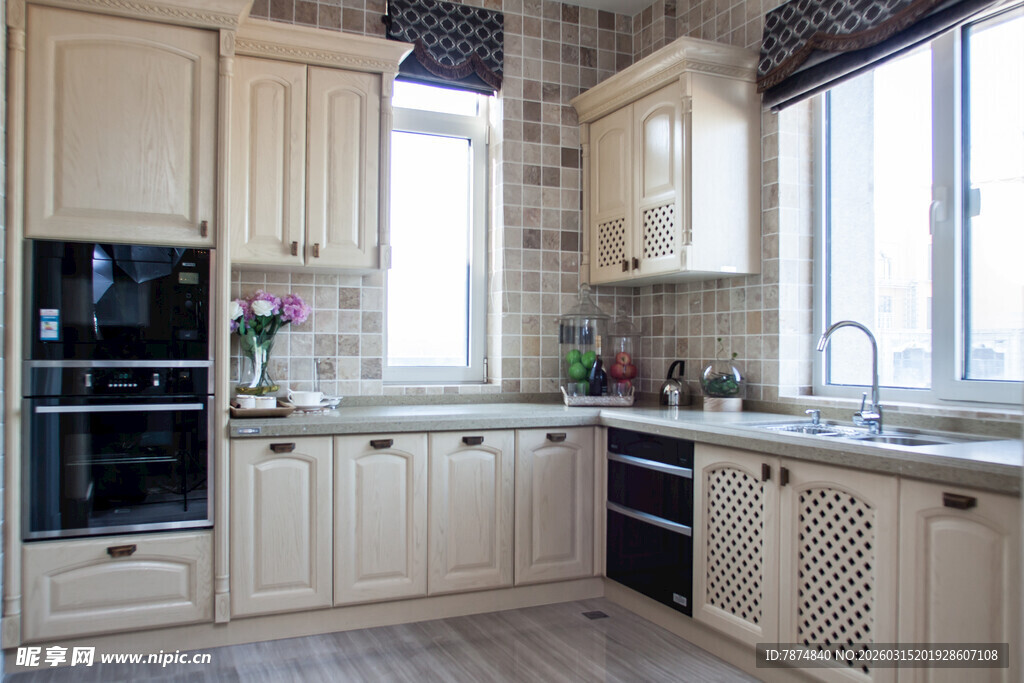 简约欧式风格的温馨厨房