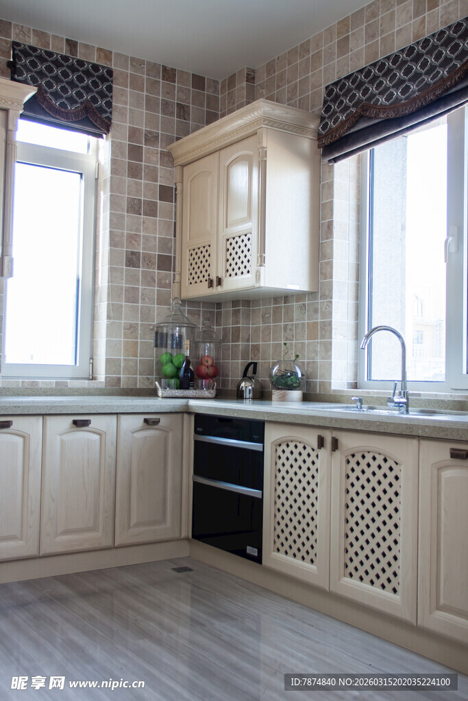 简约现代风格厨房室内景