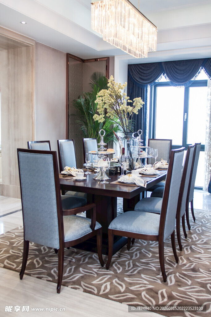 优雅中式餐厅室内布置