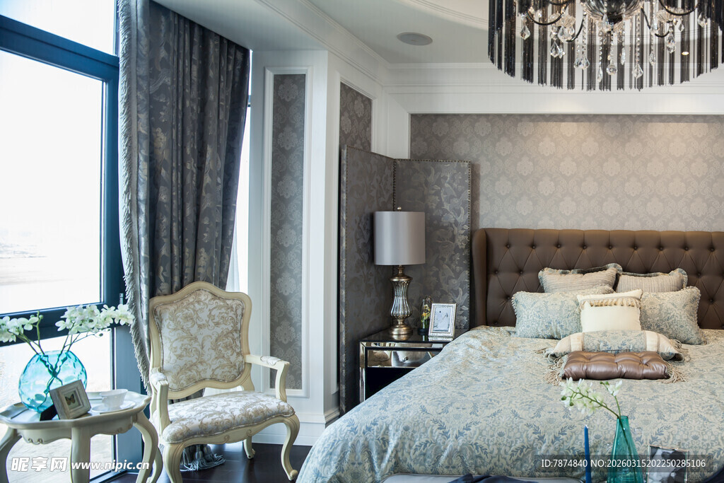 现代简约风温馨卧室场景