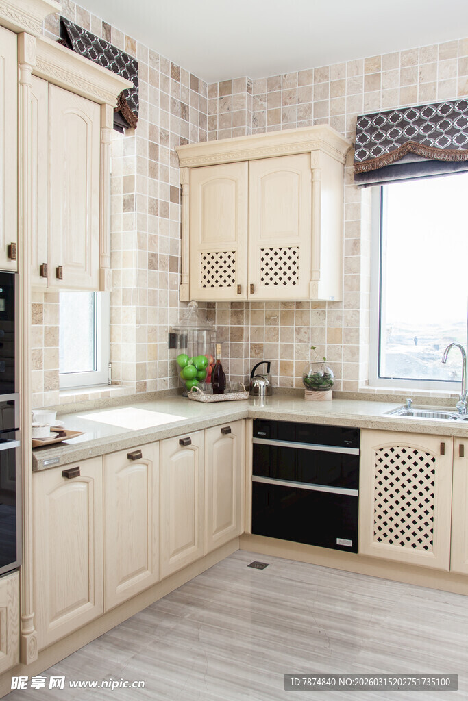 简约温馨的现代风厨房