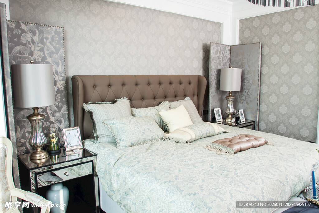 现代简约风温馨卧室一角