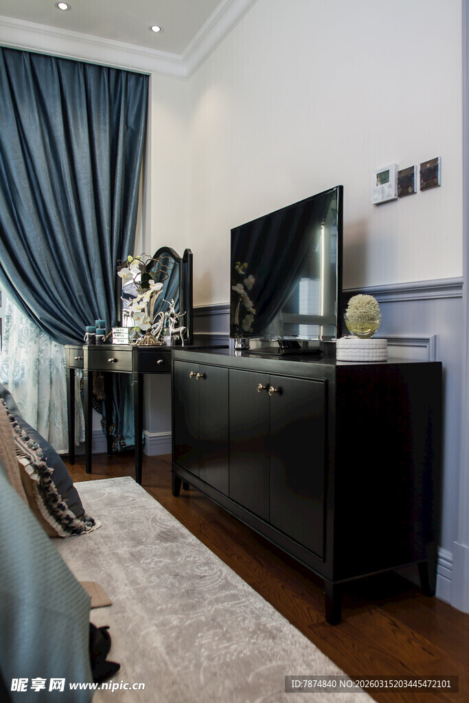 现代奢华卧室电视柜场景