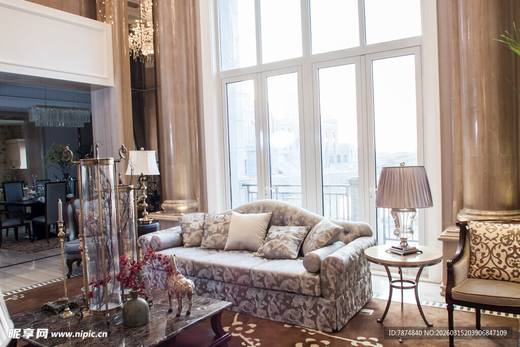 豪华客厅优雅家居布置