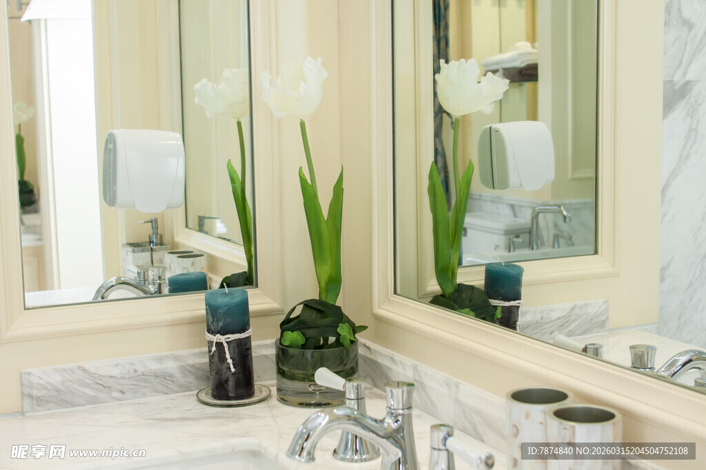 优雅浴室洗手台精致一角