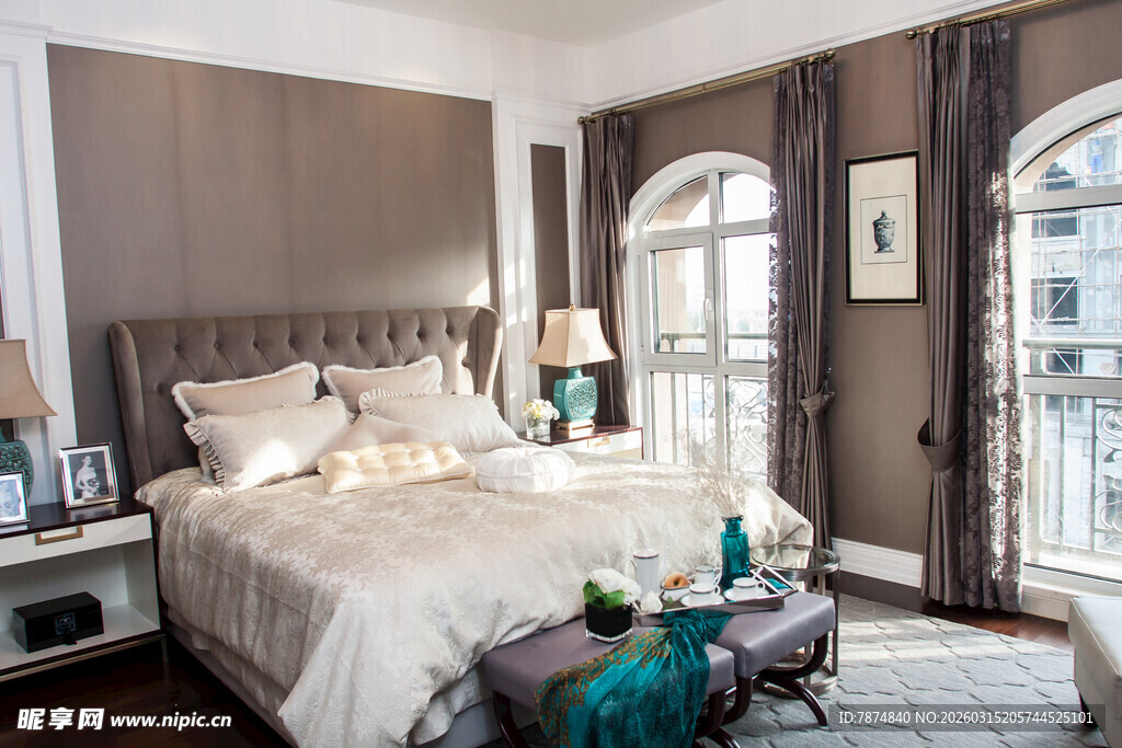 现代简约风格温馨卧室