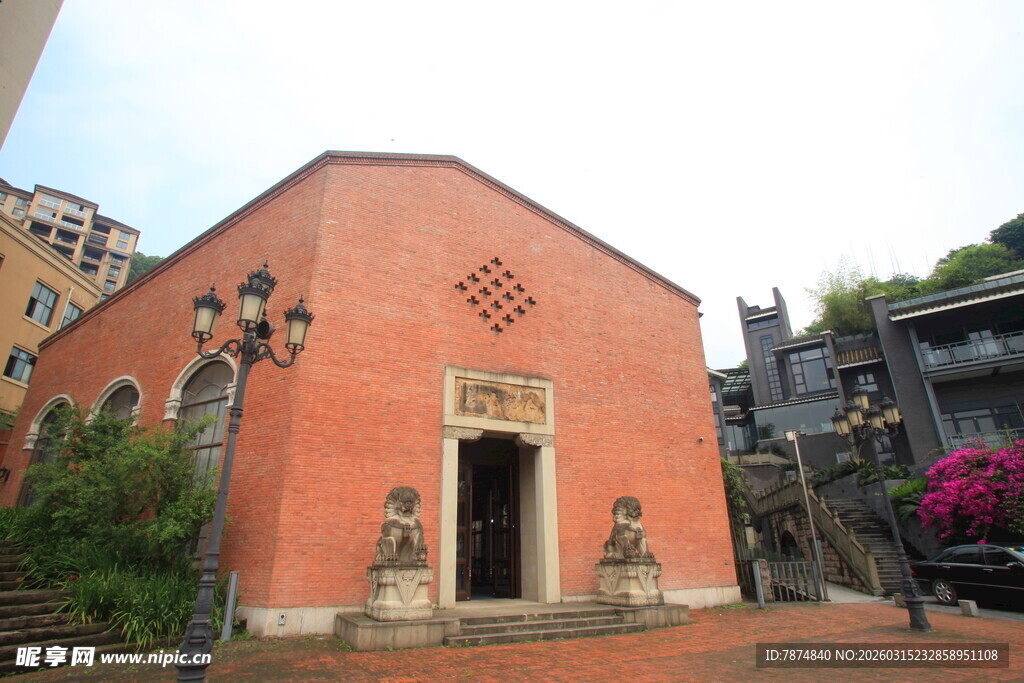 红砖建筑古朴外观展示