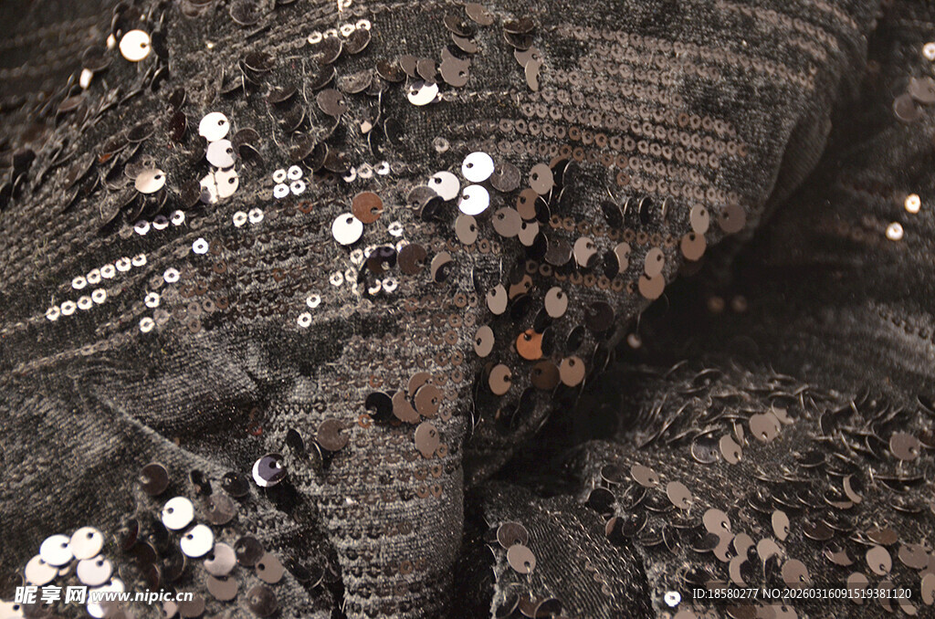 黑色亮片蕾丝面料特写
