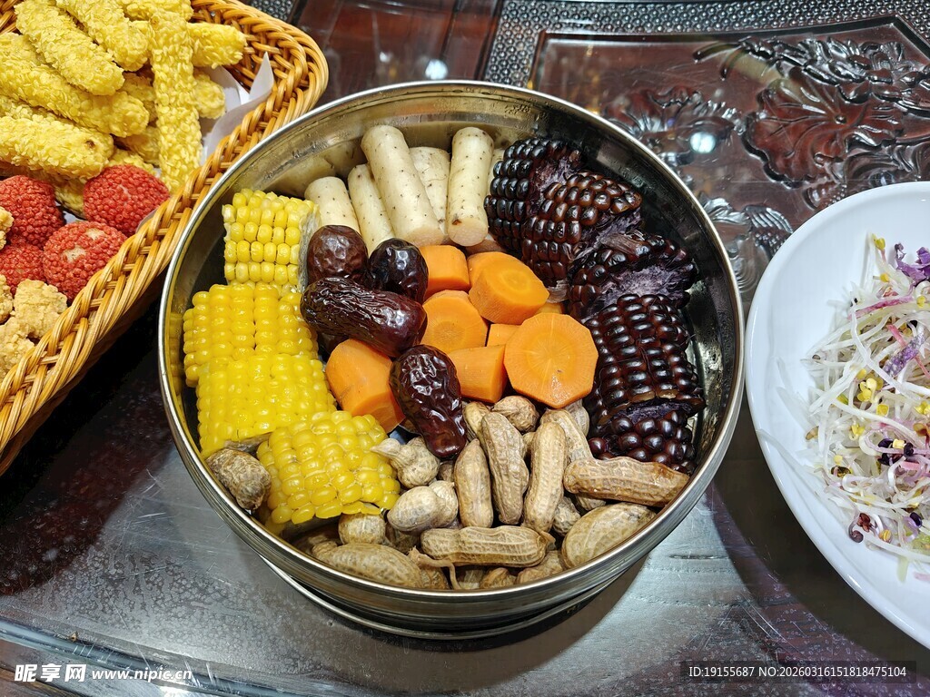 玉米 胡萝卜 红枣 花生