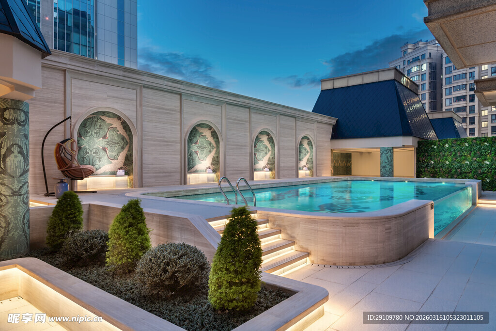 豪华室外泳池庭院景观