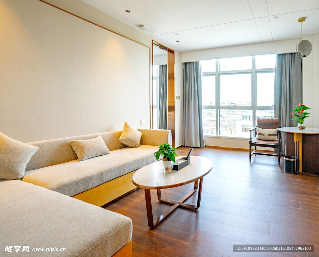 现代简约风格温馨客厅空间