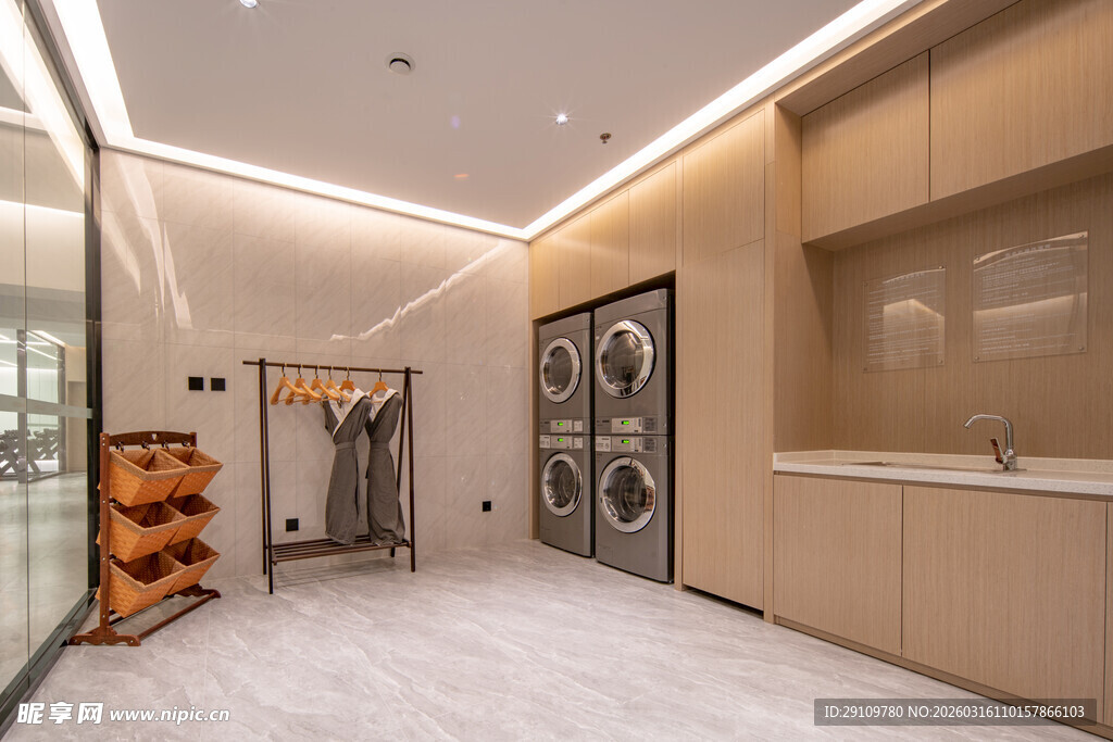 现代简约风格入户玄关设计