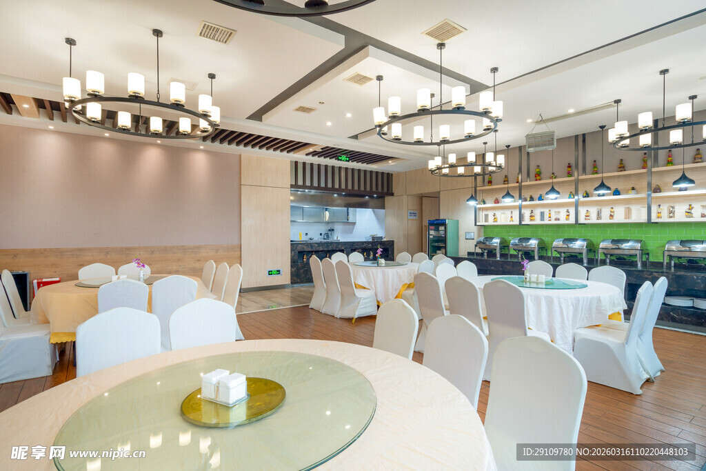 优雅宴会大厅布置场景