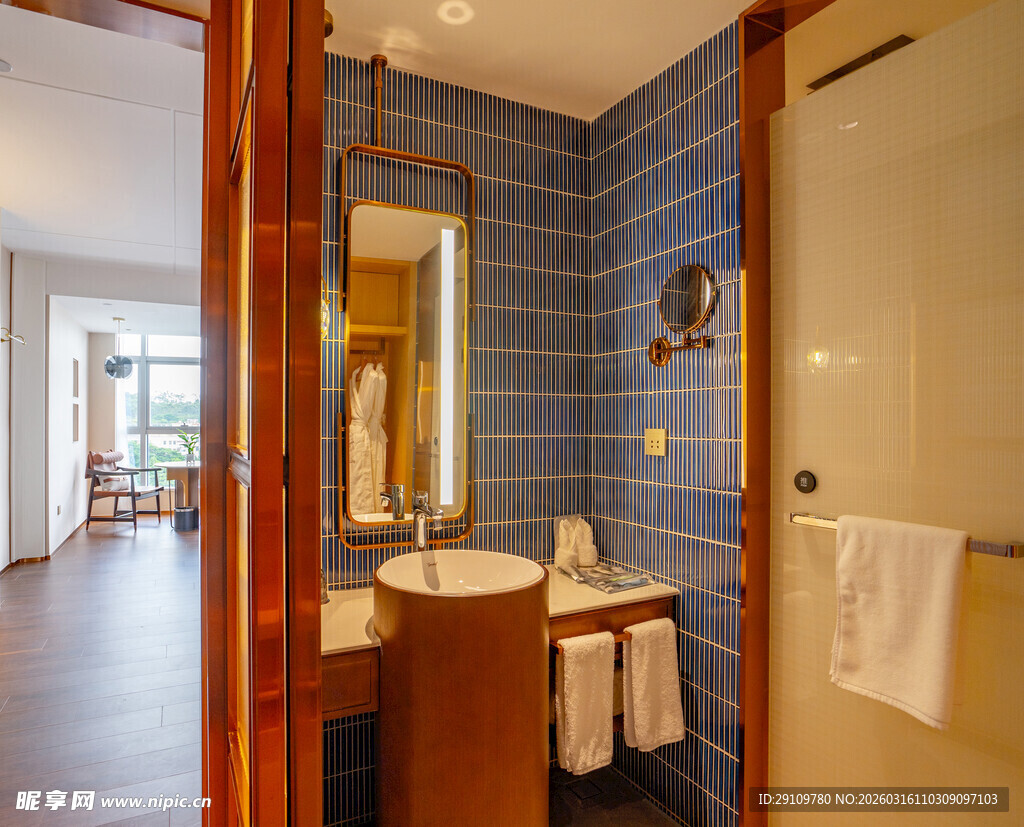 现代简约风浴室一角