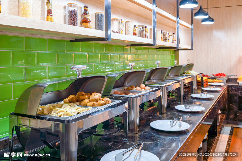 自助餐厅美食餐台陈列