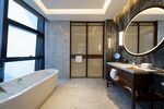现代风格豪华浴室空间