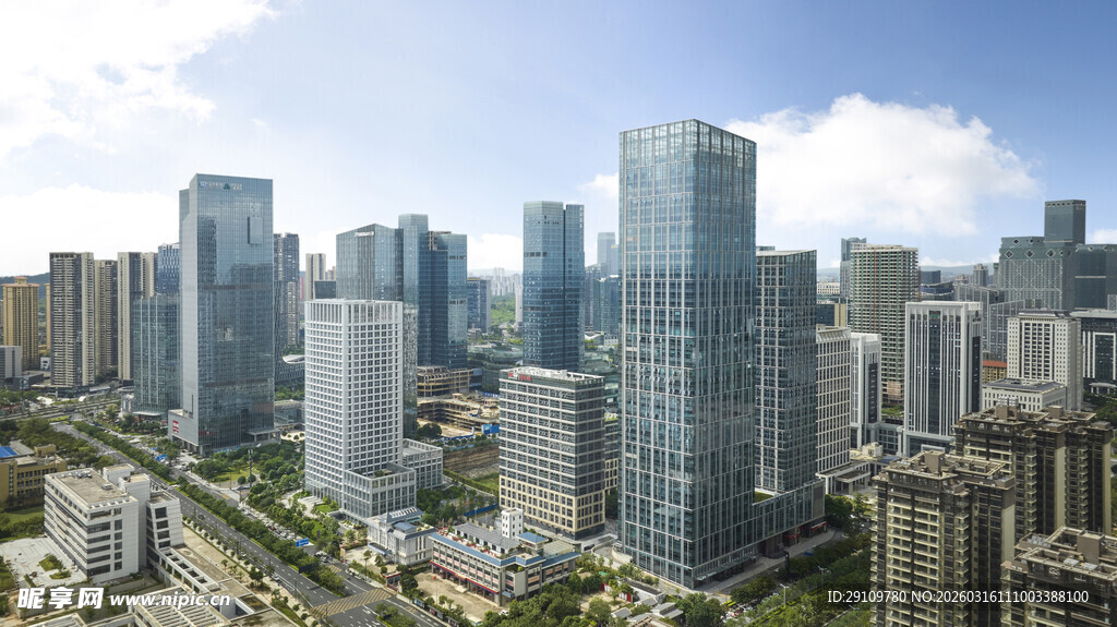 都市高楼林立的繁华景象