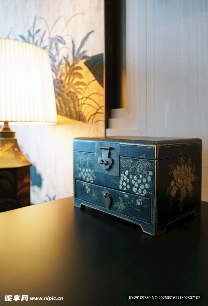 中式复古花纹收纳盒摆件